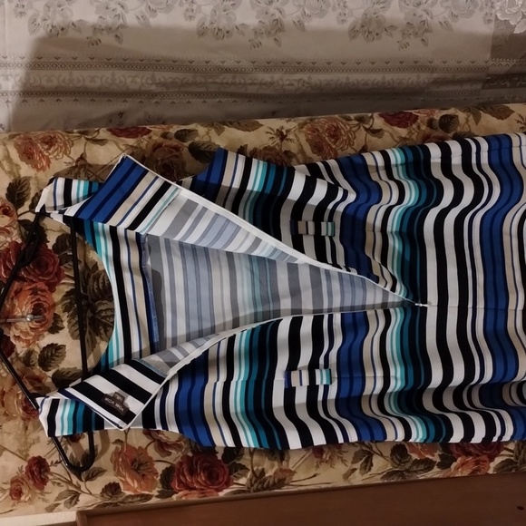 Voir Voir plus size stripped dress - Picture 5 of 5